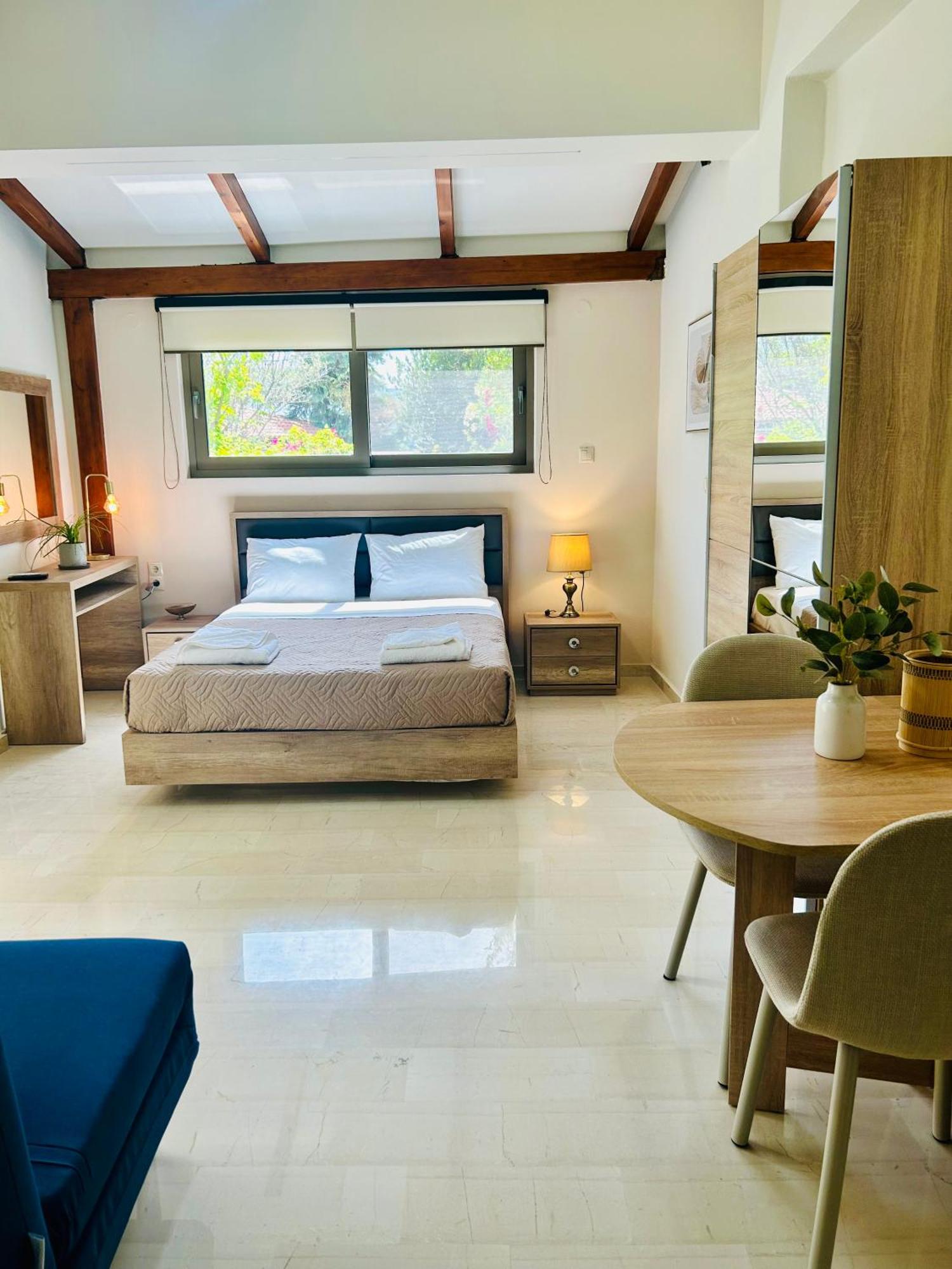 Esperia Apartments Platanész Kültér fotó
